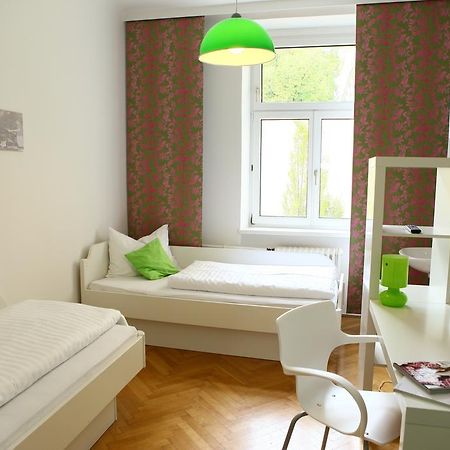 Hostel & Guesthouse Kaiser 23 Vienna Camera foto