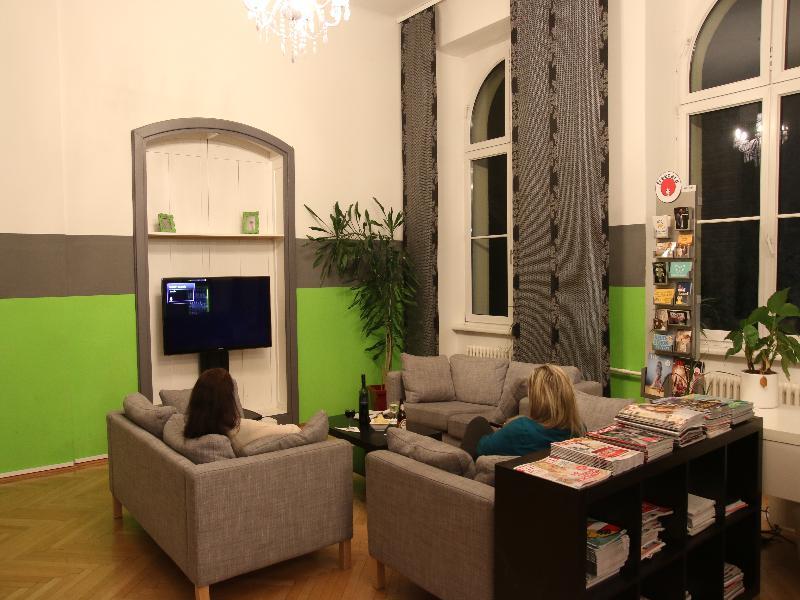 Hostel & Guesthouse Kaiser 23 Vienna Esterno foto